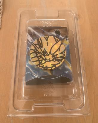 Box carte mazzo lotta Pokemon Zeraora