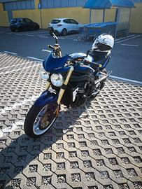 Triumph speed triple