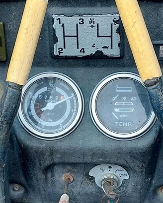Trattore Cingolato Landino 5830