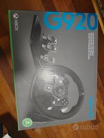 Volante Logitech G920 e cambio manuale