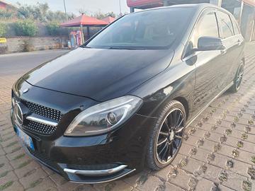 Mercedes-benz B 200 CDI BlueEFFICIENCY Premium
