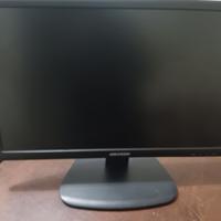 Monitor a LED HikVision 22 pollici FULL-HD