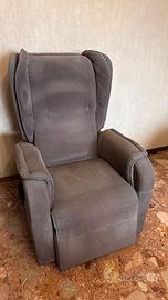 Poltrona comfort a motore elettrico ITALIANA