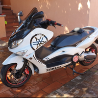 Yamaha Tmax