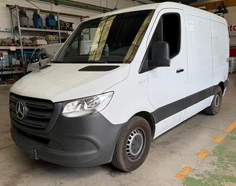 Mercedes Benz Sprinter