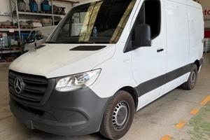 Mercedes Benz Sprinter