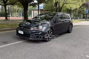 VOLKSWAGEN Golf GTI Performance 2.0 245 CV TSI 5p.