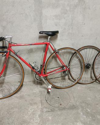 BICI DA CORSA🚴+2 RUOTE DI SCORTA DA GARA 36 RAGGI