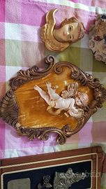 Collezione di vari oggetti in ceramica