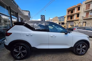 Volvo XC40 T3 Geartronic R-design