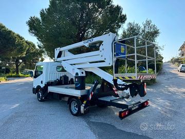 PIATTAFORMA AEREA AUTOCARRATA 20MT USATA