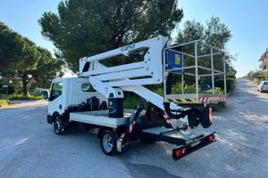 PIATTAFORMA AEREA AUTOCARRATA 20MT USATA