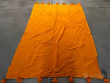 Tappetto con pompon 300 cm x190 cm