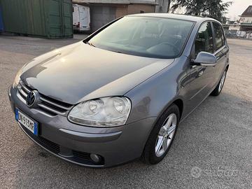 VOLKSWAGEN Golf 1.6 5p. BENZINA/GPL senza nessun