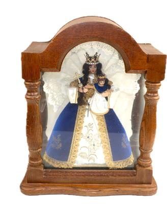 Teca con Madonna