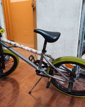 Bicicletta BMX 20"  Decathlon pezzi unici 