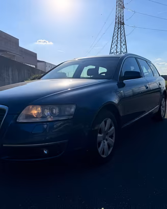 Audi A6 3.2 V6 FSI qu. Av.
