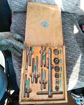 strumento officina originale moto epoca vespa estr