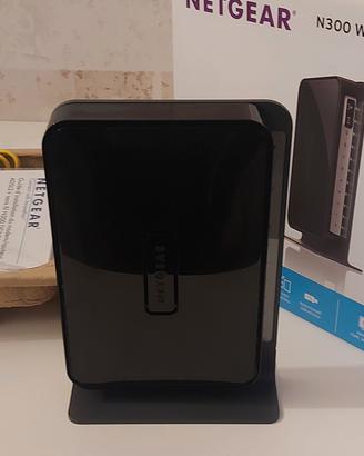 Modem Router NETGEAR N300 (Model DGN2200)