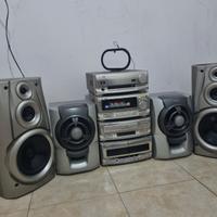 Stereo nuovo con 4 casse