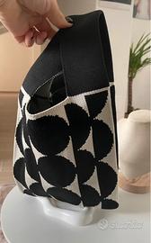 Borsa borsetta in filo a maglia bianco e nero