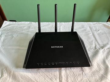Router WiFi Netgear Nighthawk R6700v3 AC1750