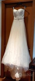 Abito sposa Alessandra Rinaudo accessori inclusi