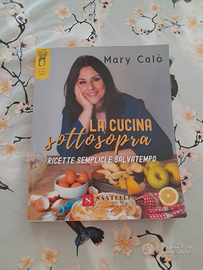 Libro di ricette di cucina "La cucina sottosopra"