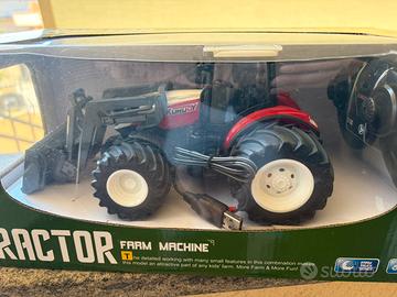 Trattore RC  Farm Machine con pala NUOVO