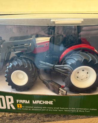 Trattore RC  Farm Machine con pala NUOVO
