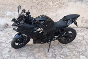Kawasaki Ninja 400 (2018) – Nero – 30.000 km