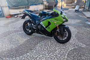 kawasaki ninja 636 anno 2005 