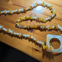 collana lunga in quarzo e perle