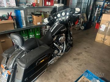 Street glide