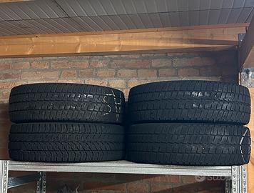 Pneumatici invernali 215/70 R15 C