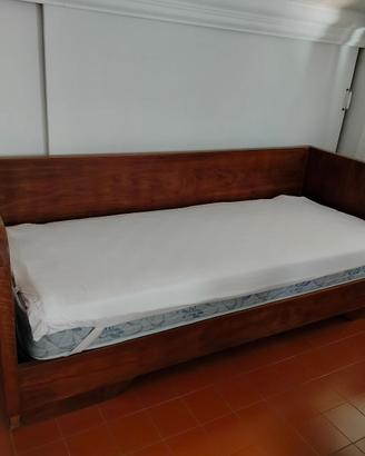 DIVANO LETTO