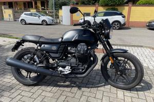 Moto Guzzi v7 III - stone