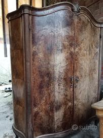 Armadio Artigianale Antico 