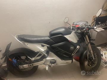 Moto elettrica super Soco