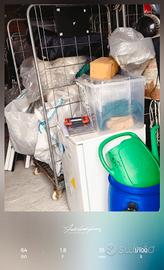 materiale da campeggio 