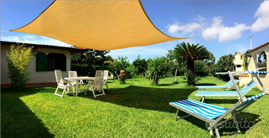 Villetta al Circeo con giardino, parcheggio, bbq