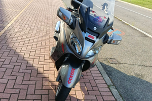 Suzuki Burgman 650