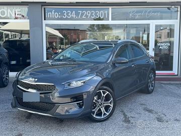 auto  Kia xceed 5 posti 
