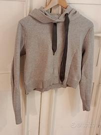 felpa corta in maglia con cappuccio 