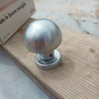 Pomelli per porta esterna