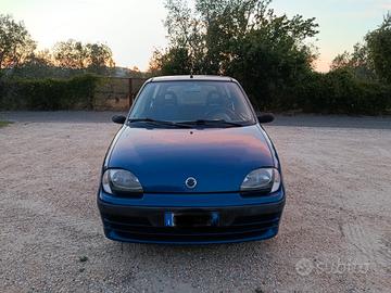  Fiat 600 anno 2003