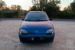  Fiat 600 anno 2003