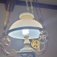 Lampada a petrolio in sospensione vintage