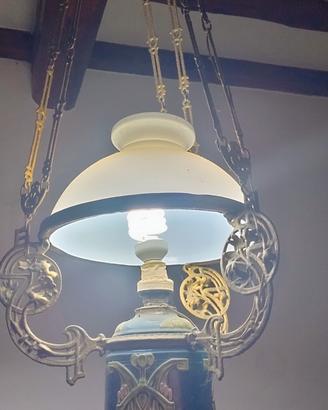 Lampada a petrolio in sospensione vintage
