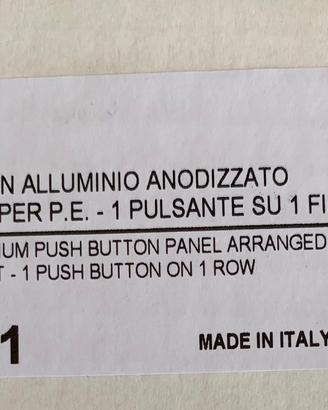 Pulsantiera Urmet mono familiare